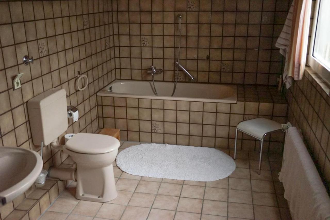 Entire House, Quiet City Location, Garden, Parking Bielefeld Luaran gambar